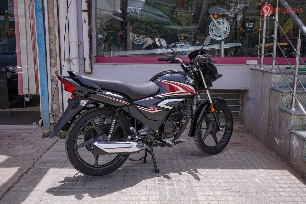 Honda Shine Right Rear Three Quarter Honda Shine Right Rear Three Quarter