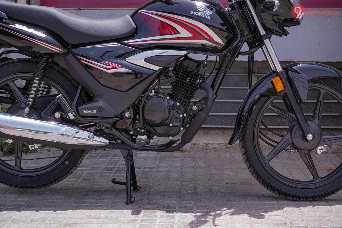 Honda Shine Engine From Right Honda Shine Engine From Right