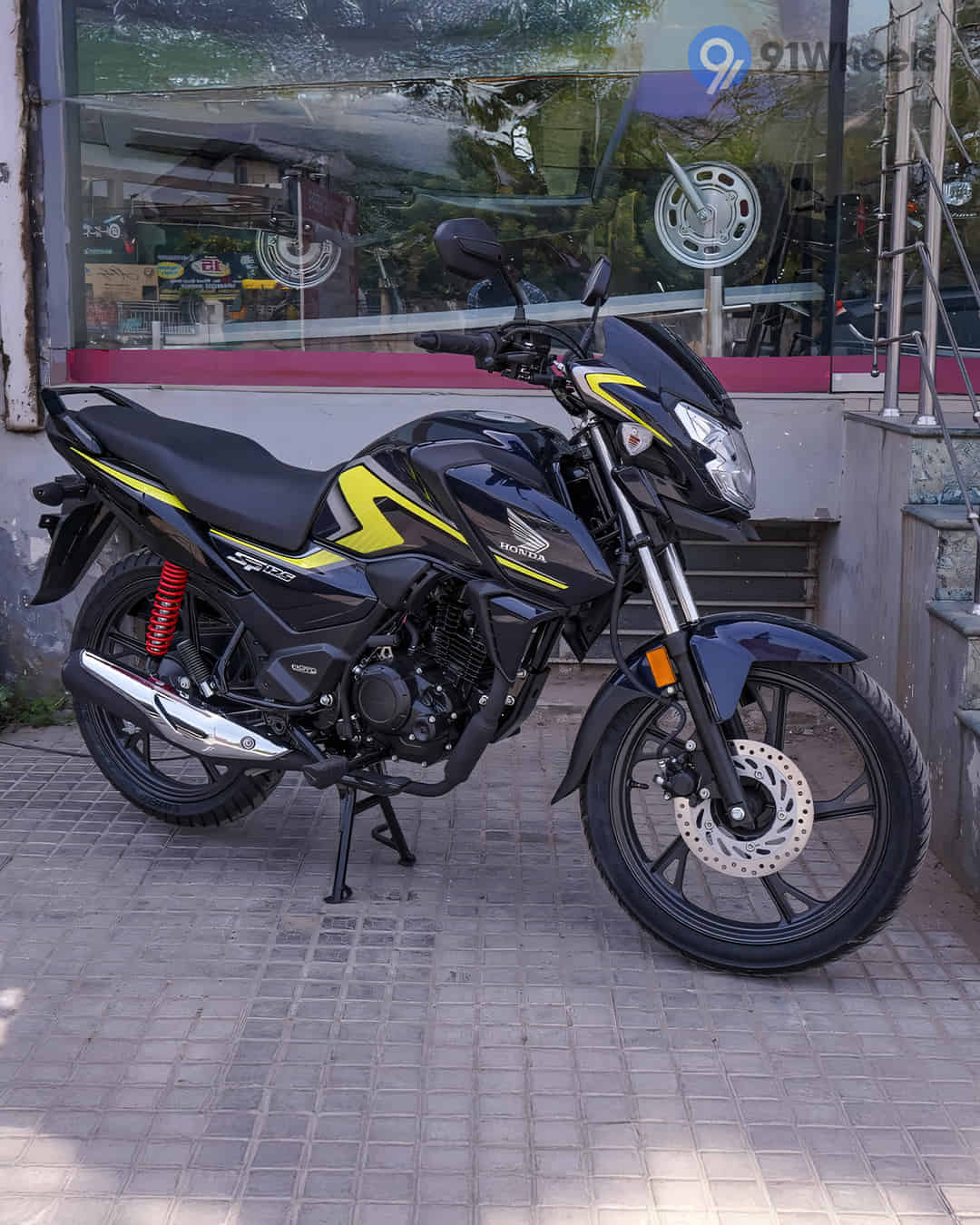 Right Front Three Quarter Right Front Three Quarter