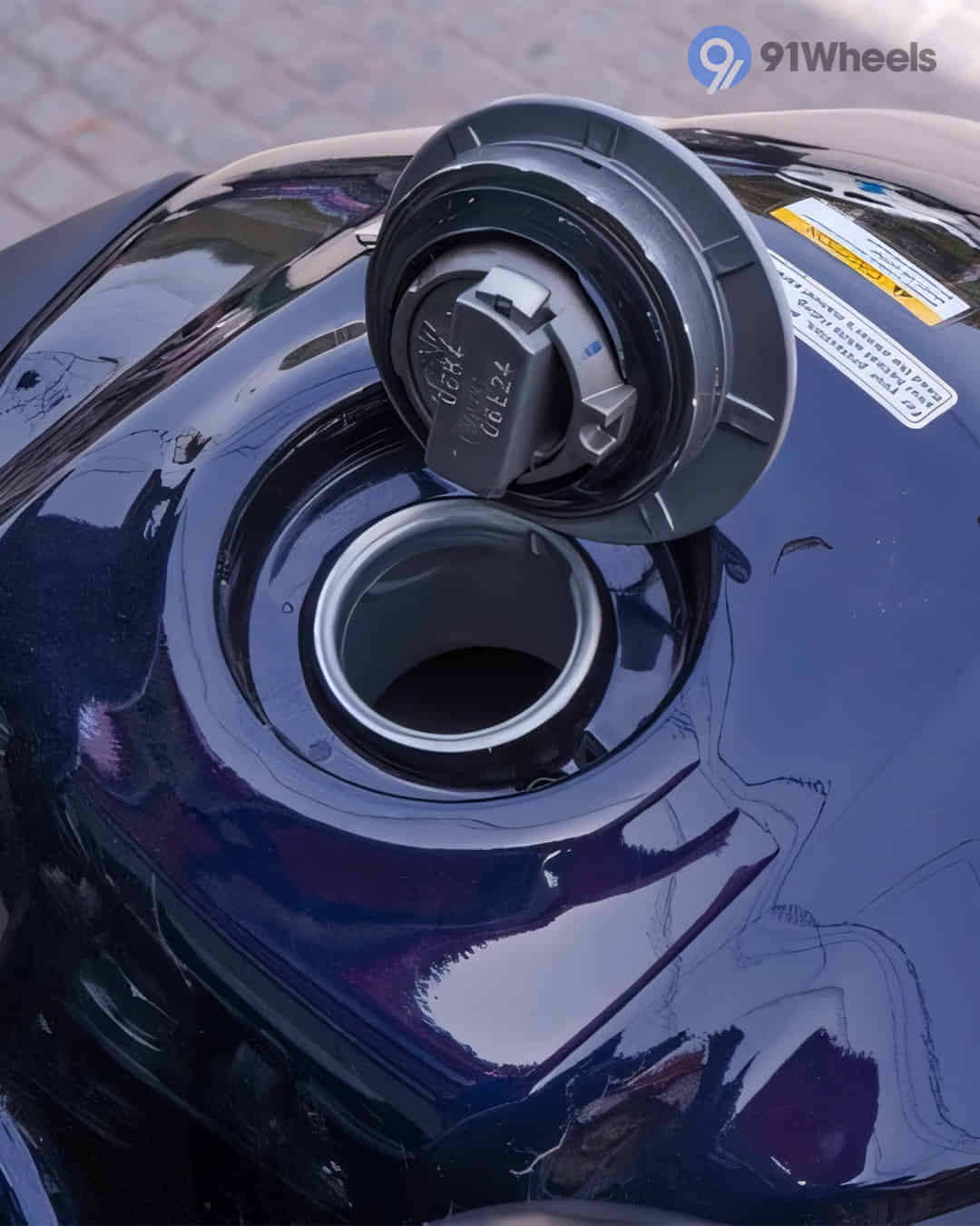 Open Fuel Lid Open Fuel Lid