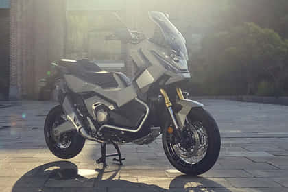 Honda X-ADV Main stand Honda X-ADV Main stand