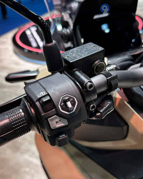 X-ADV 2025-2026 Horn Button