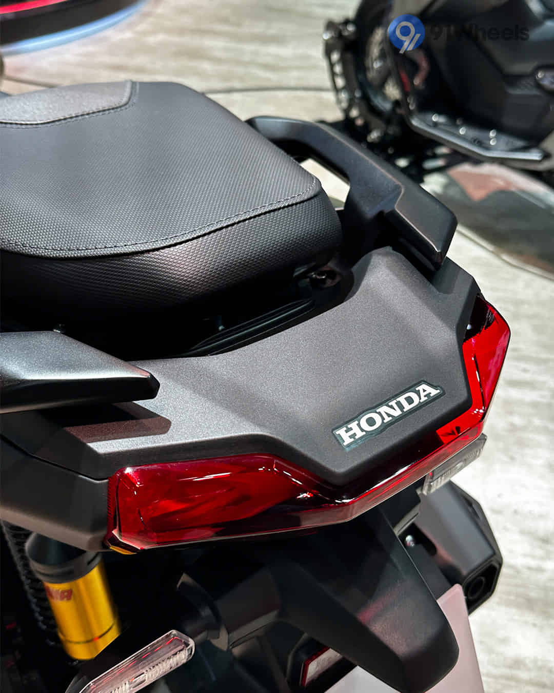 X-ADV 2025-2026 Tail Light