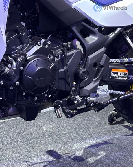 XL750 Transalp Engine From Left
