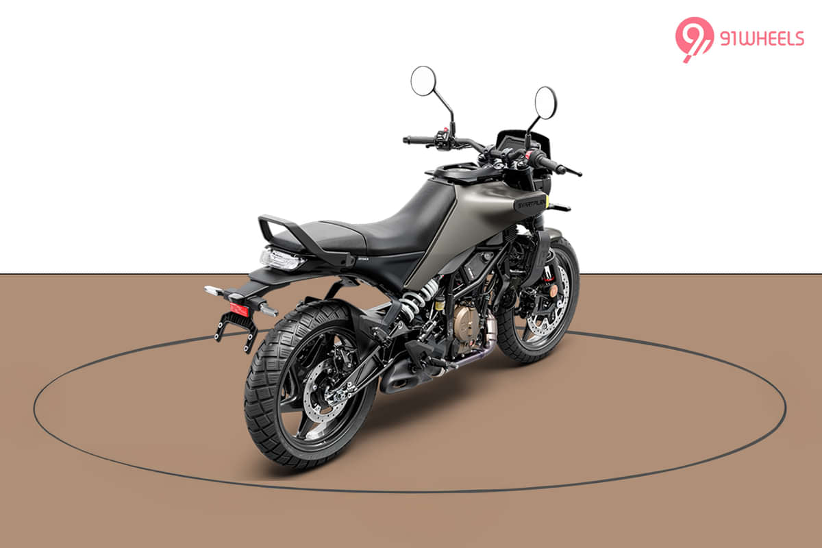 Husqvarna Svartpilen 250 Right Rear Three Quarter