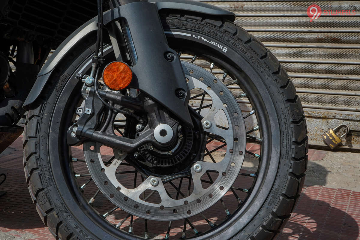 Husqvarna Svartpilen 401 Front Disc Brake