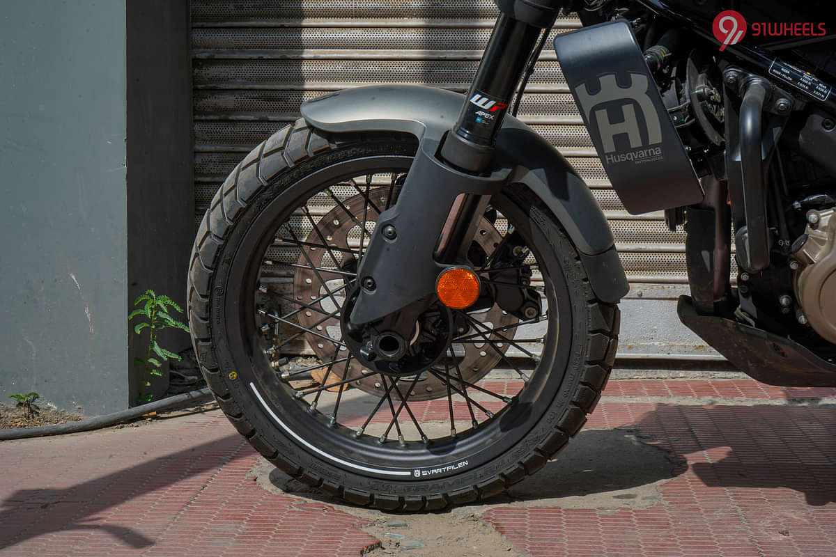 Husqvarna Svartpilen 401 Front WHeel