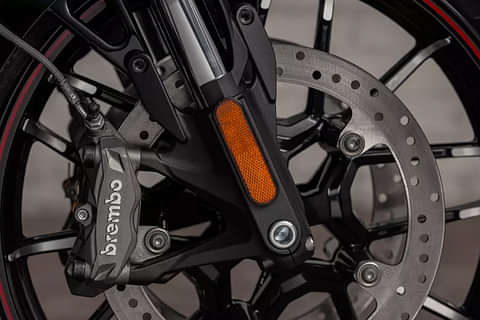 Indian Motorcycle Challenger Dark Horse lcon Riot Orange Smoke Front Disc Brake