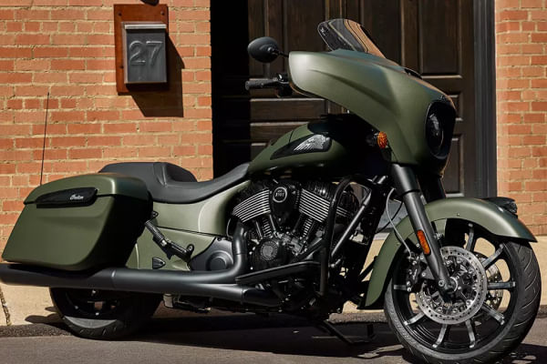 Indian Motorcycle Chieftain Dark Horse Right Front Three Quarter