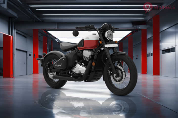 JAWA 42 Bobber Right Front Three Quarter JAWA 42 Bobber Right Front Three Quarter