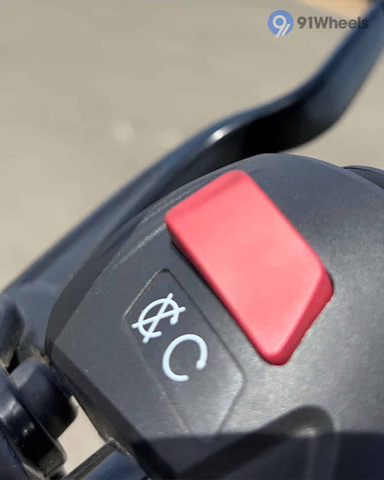 Handlebar & Console Area - 7