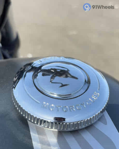 42 FJ Closed Fuel Lid