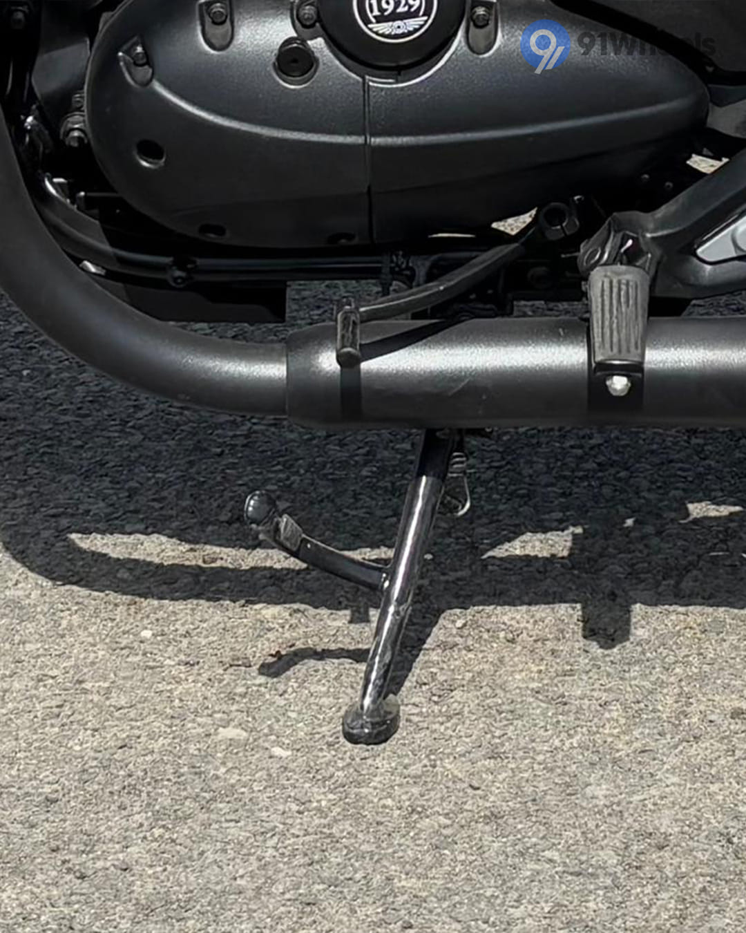 Stands & Utility - 1 Stands & Utility - 1