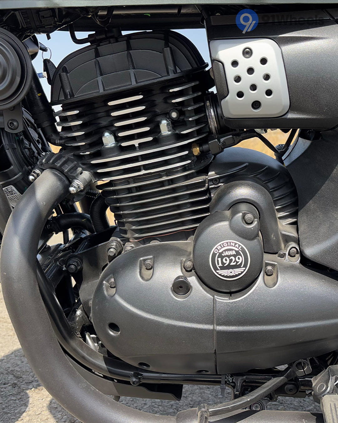 Engine & Exhaust - 2 Engine & Exhaust - 2