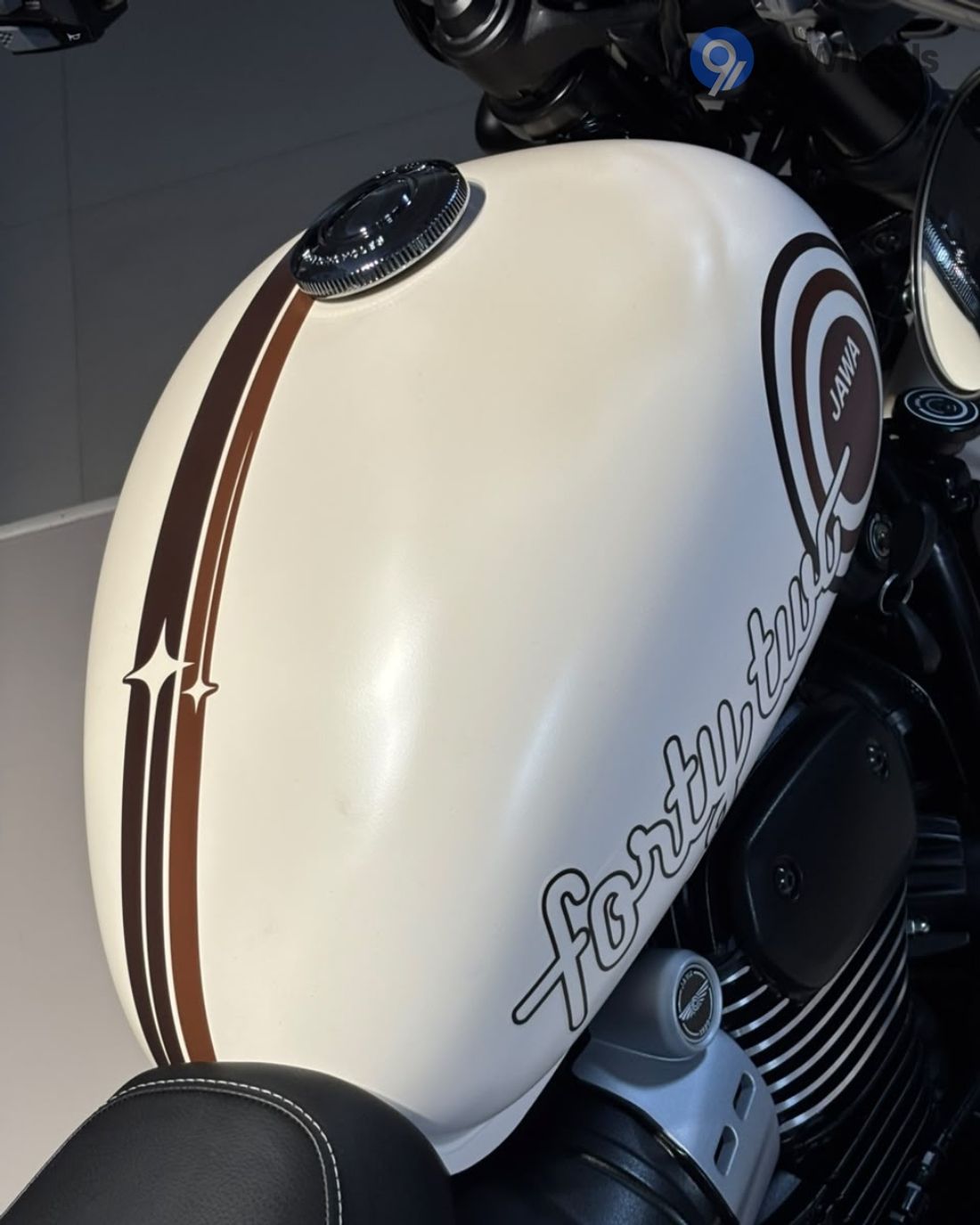 42 Fuel Tank