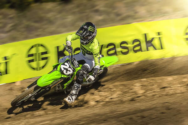 Kawasaki KX 250 Cornering Shot