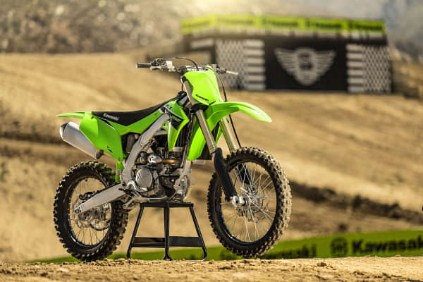 Kawasaki KX 250 Right Front Three Quarter