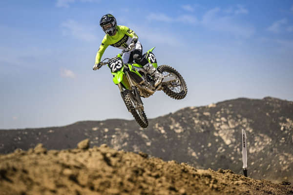 Kawasaki KX 250 Cornering Shot