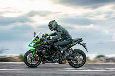 Kawasaki Ninja 1000 SX Riding Shot