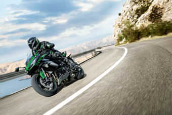 Kawasaki Ninja 1000 Moving shot Kawasaki Ninja 1000 Moving shot