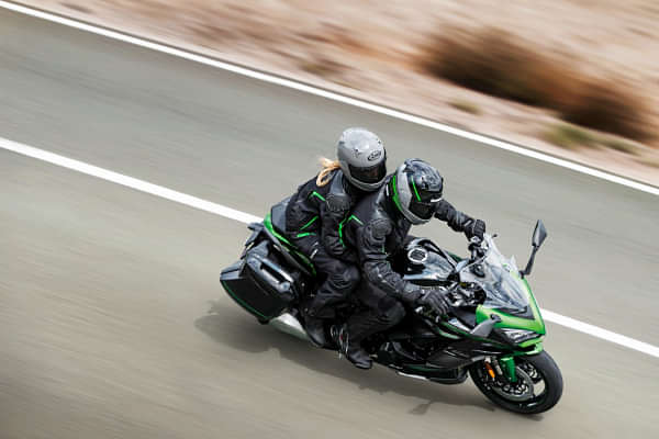 Kawasaki Ninja 1000 Moving shot