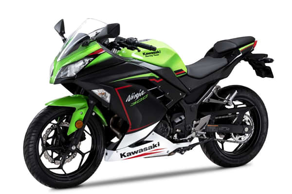 Kawasaki Ninja 300 Front Side Profile