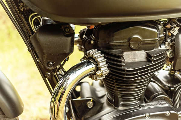 Kawasaki W800 Street Engine From Left