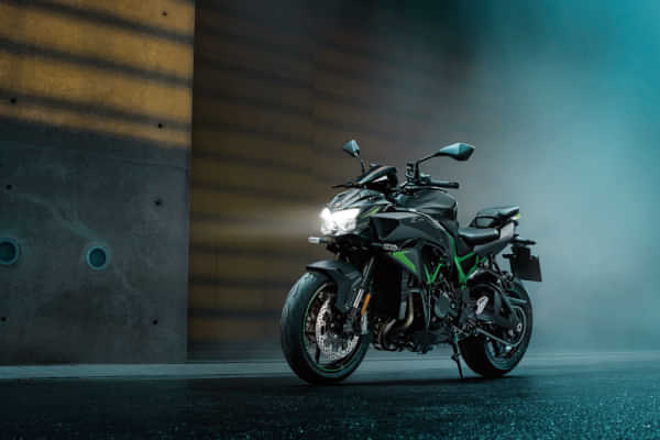 Kawasaki Z H2 Left Front Three Quarter