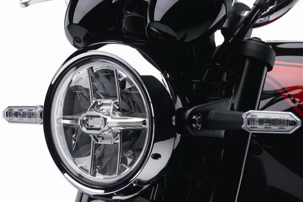 Kawasaki Z900RS Head Light