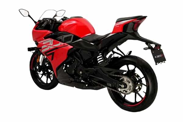 Keeway K300 R 2022-2025 Left Rear Three Quarter Keeway K300 R 2022-2025 Left Rear Three Quarter