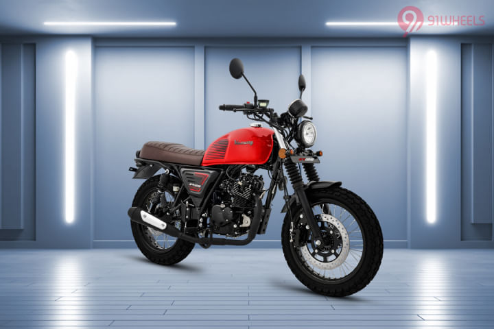 Keeway SR125 Right Front Three Quarter