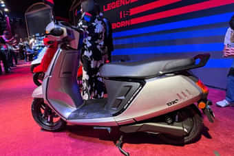 Kinetic DX Left Rear Three Quarter Kinetic DX Left Rear Three Quarter