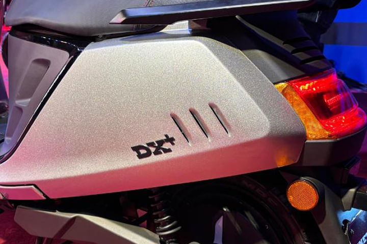 Kinetic DX Left Side Body Panel