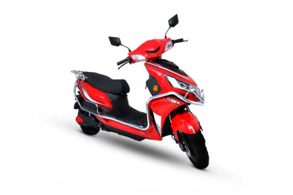 Komaki DT 3000 Right Front Three Quarter
