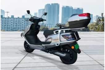 Komaki TN-95 Left Rear Three Quarter Komaki TN-95 Left Rear Three Quarter