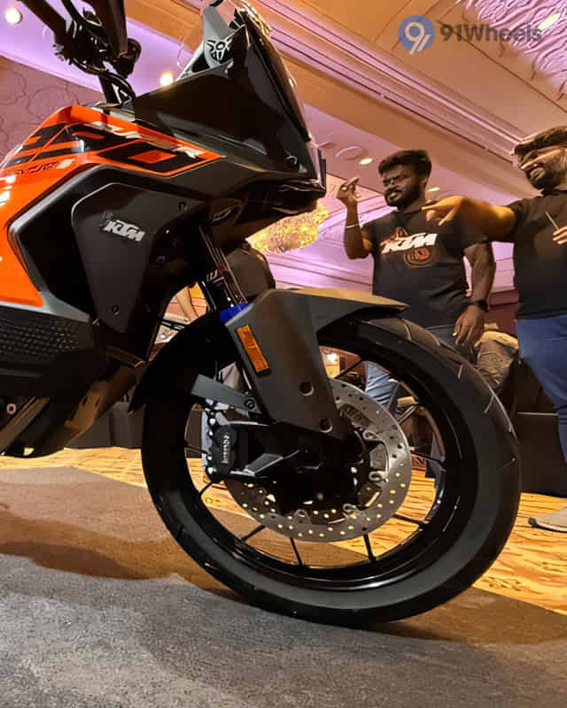 1290 Super Adventure S Front WHeel