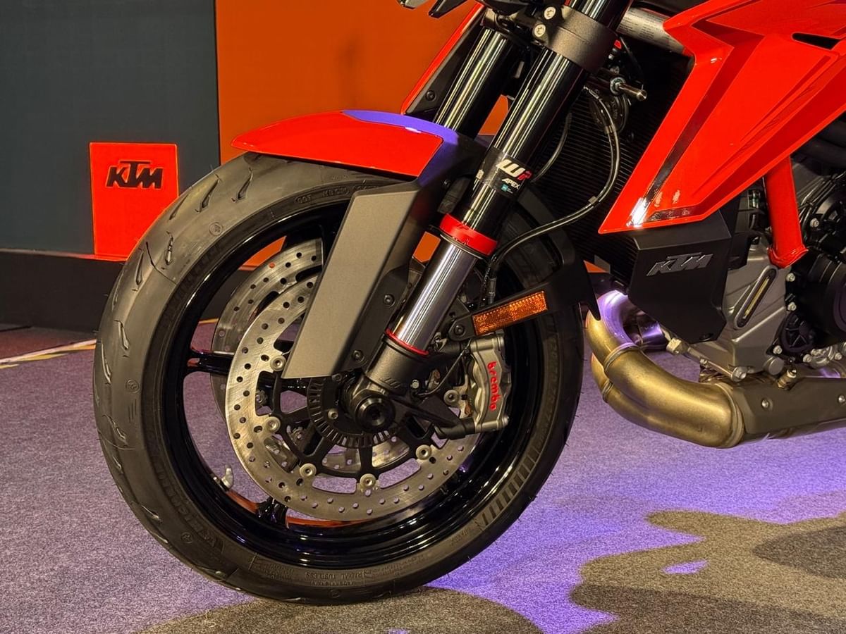 KTM 1390 Super Duke R Front WHeel