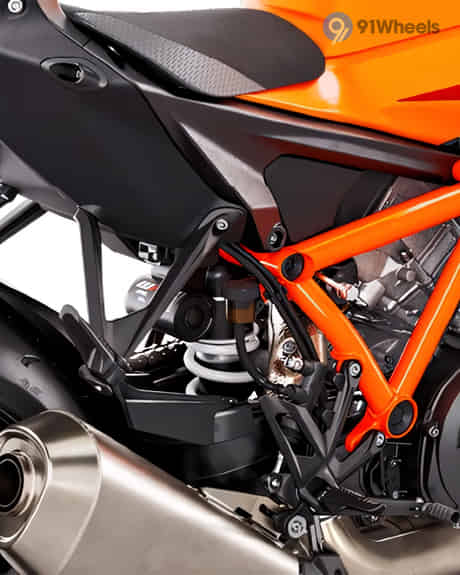 1390 Super Duke R Engine From Right