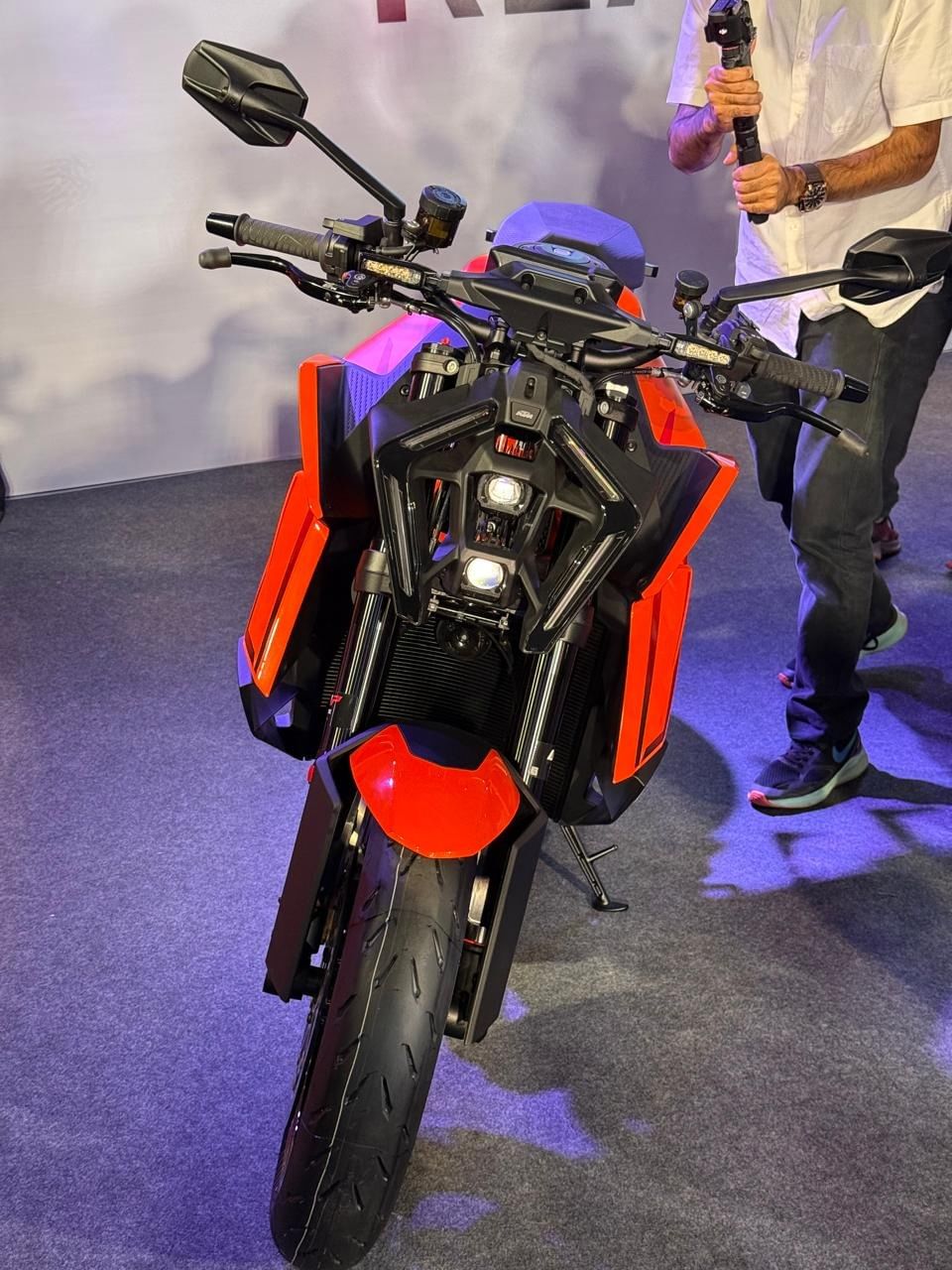 KTM 1390 Super Duke R Front View