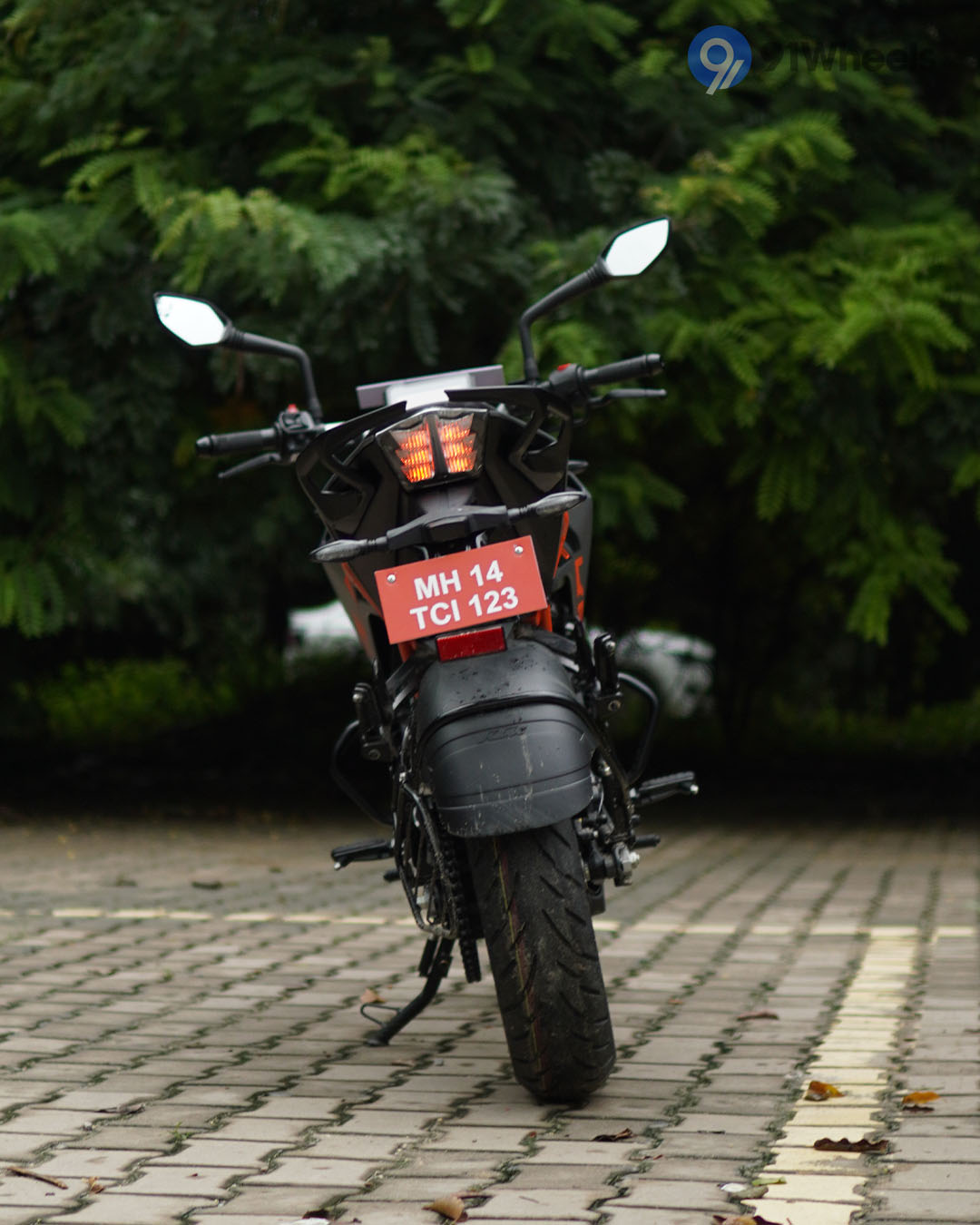KTM 160 Duke image