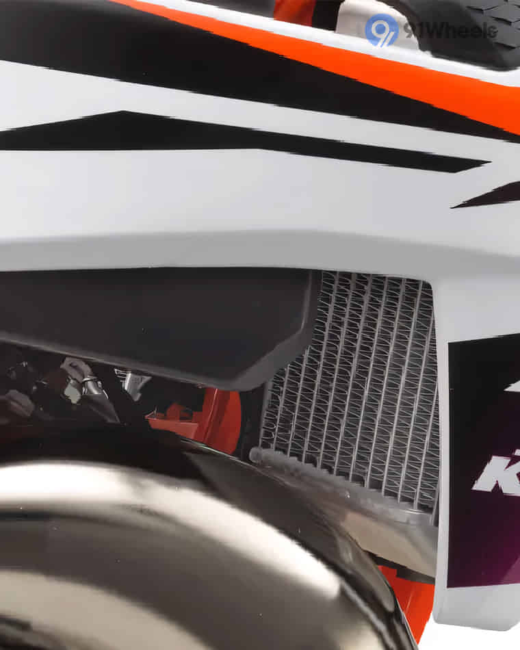 Engine & Exhaust - 3