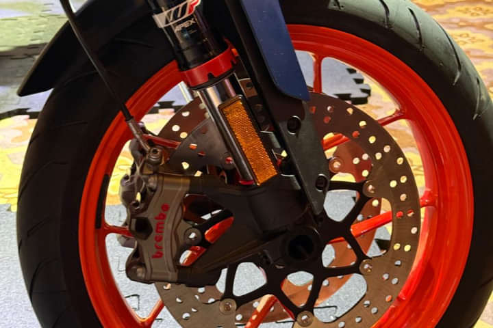 KTM 890 Duke R Front Disc Brake