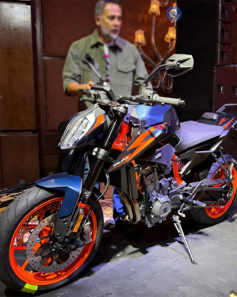 Wheels & Suspension - 3