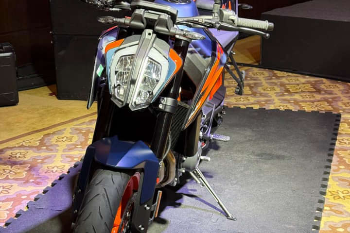 KTM 890 Duke R Head Light