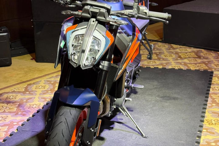 KTM 890 Duke R Head Light
