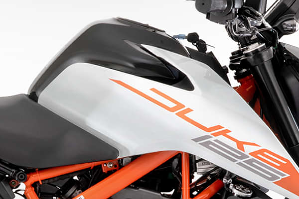 KTM Duke 125 Fuel Tank