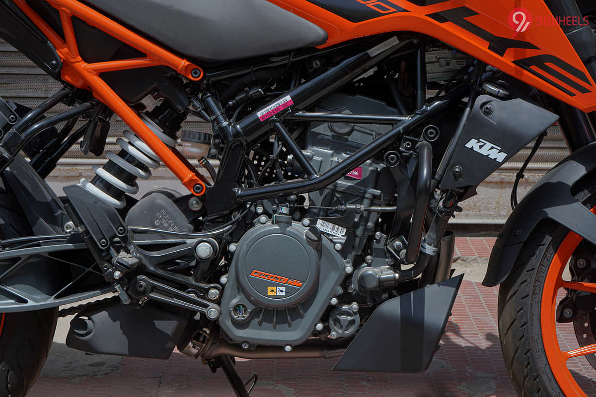 KTM Duke 200 Engine From Right