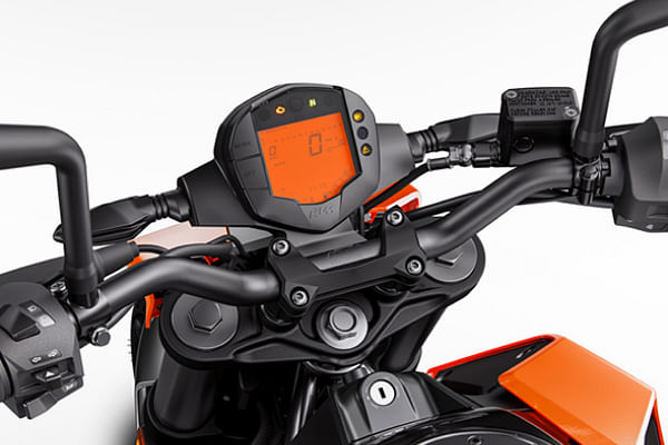 Bs6 ktm best sale duke 200 price