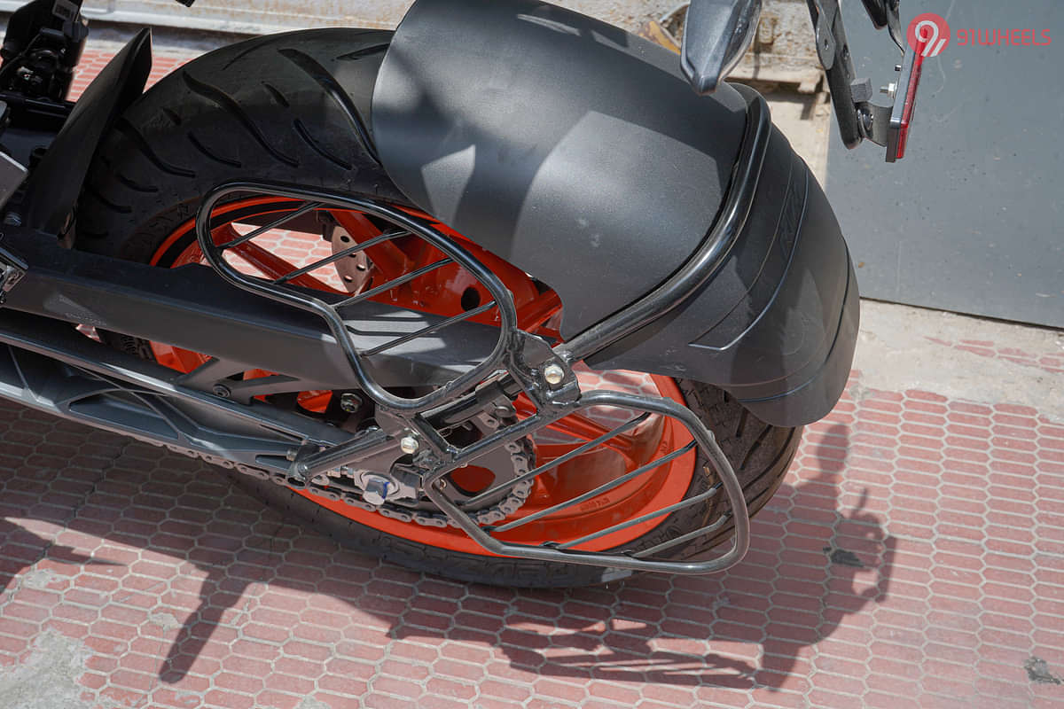 KTM Duke 200 Saree Guard