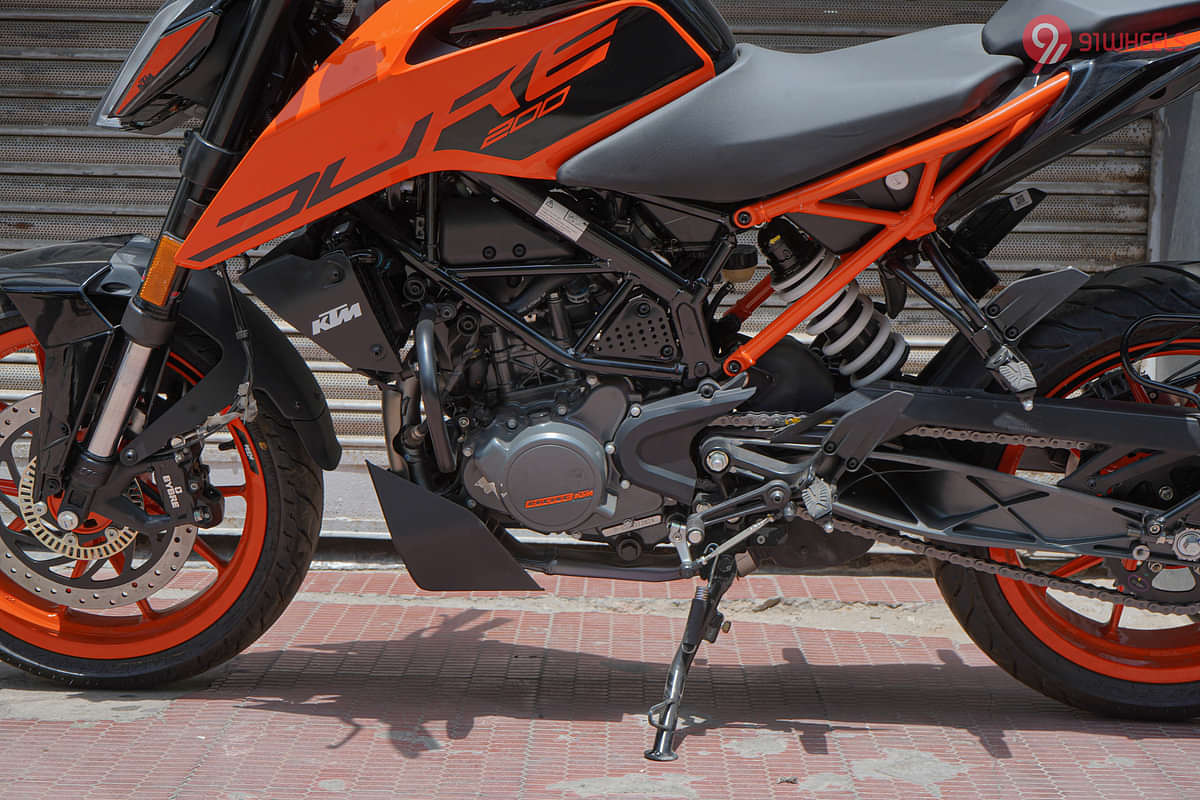 KTM Duke 200 Engine From Left